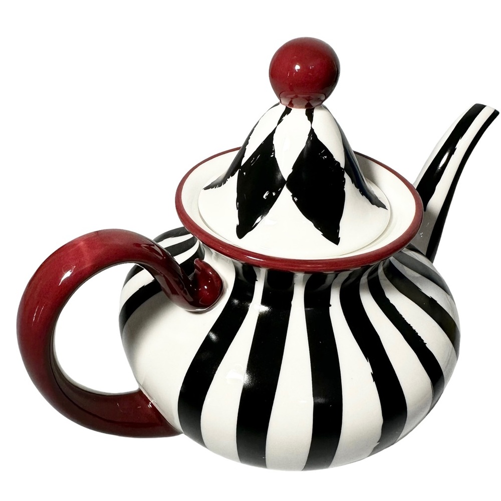 Killstar Teapot 38.7 oz Calagari Ceramic Black White Stripe - Picture 4 of 9
